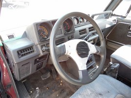 1990 MITSUBISHI MONTERO LS 3.0 AT 4WD 193925